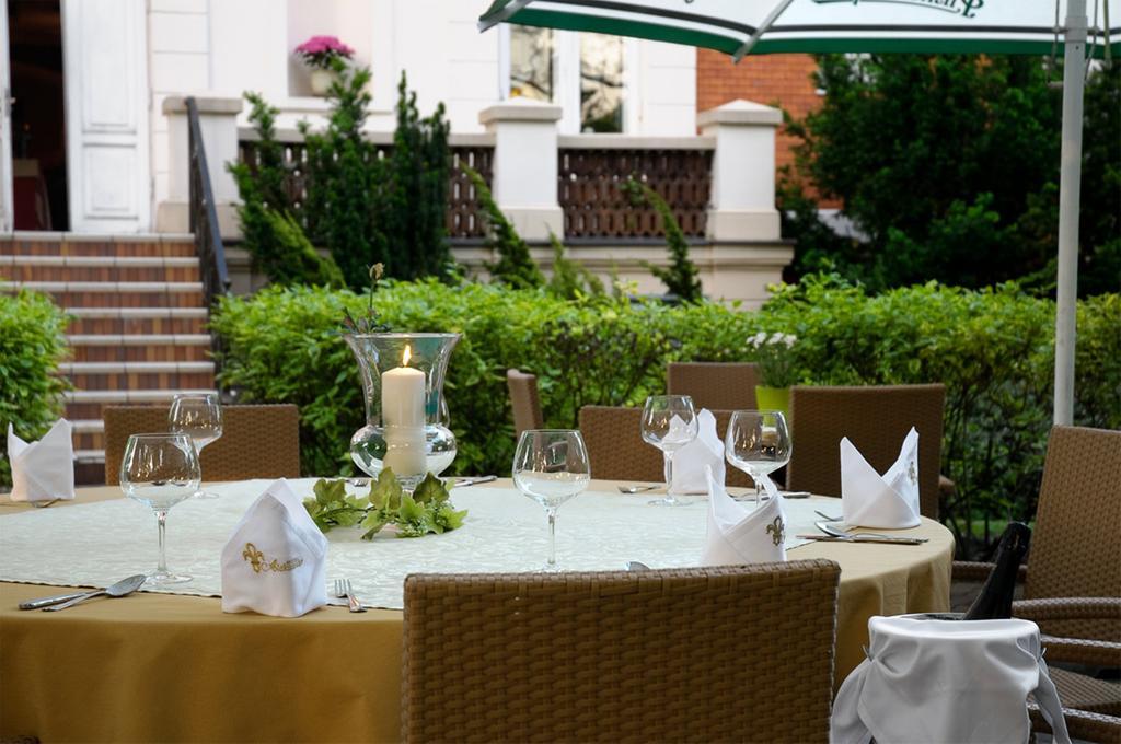 Hotel Aleksander Włocławek Екстериор снимка